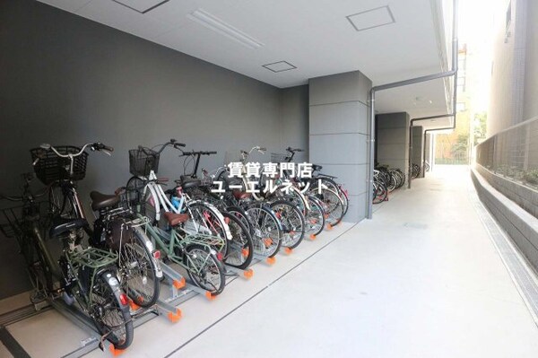 建物設備(駐輪場)