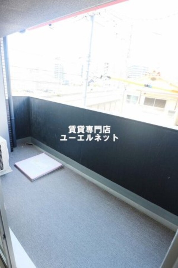 バルコニー(風が吹き抜けます)
