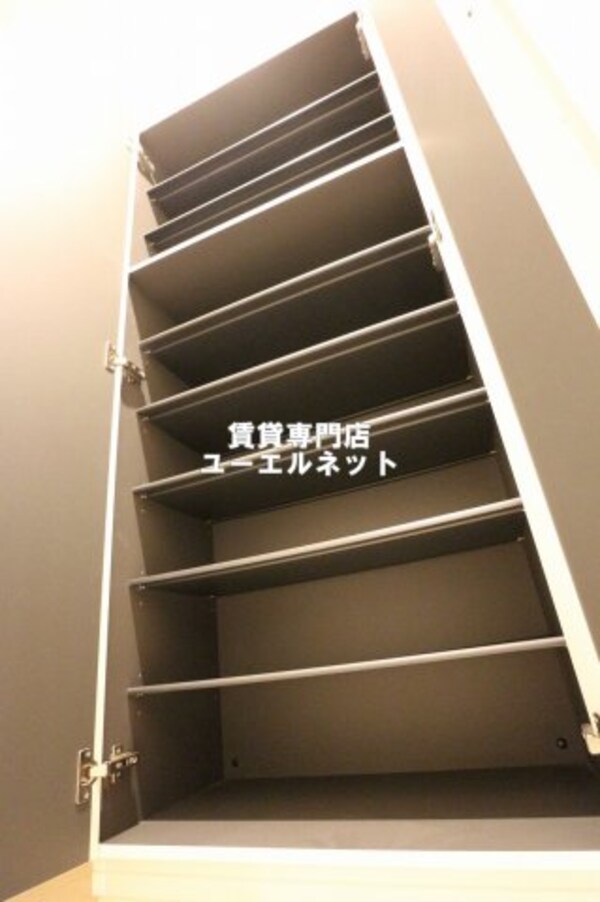 建物設備(シューズボックス)