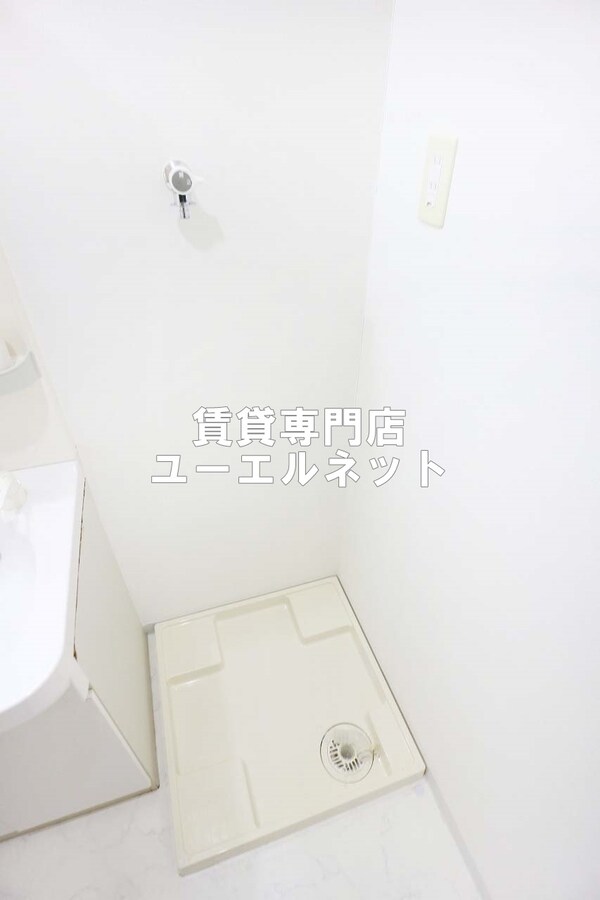 建物設備(洗濯機置き場)