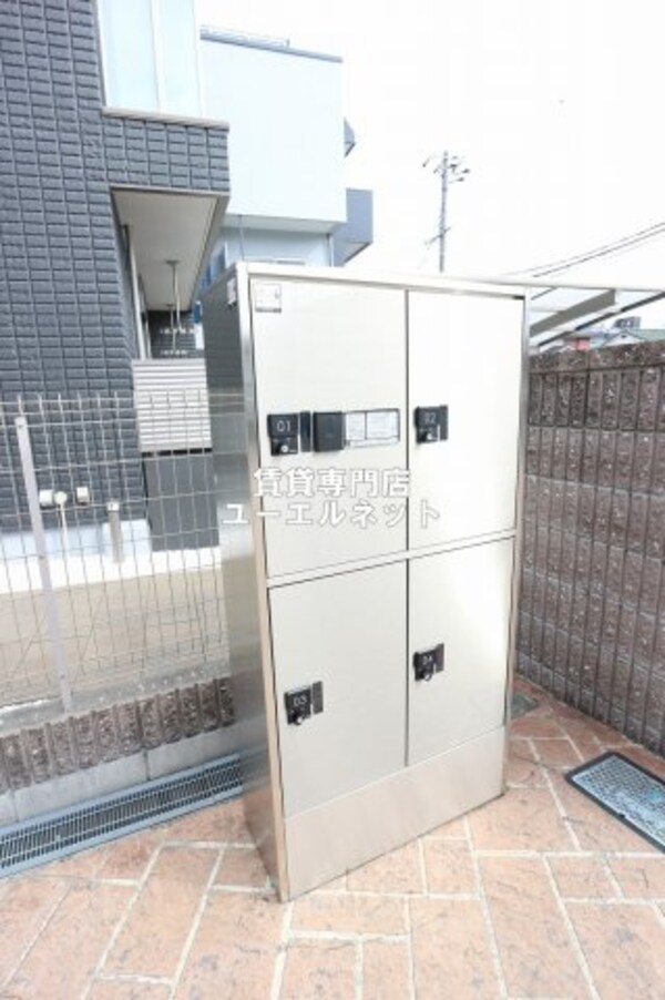 建物設備(宅配ボックス)