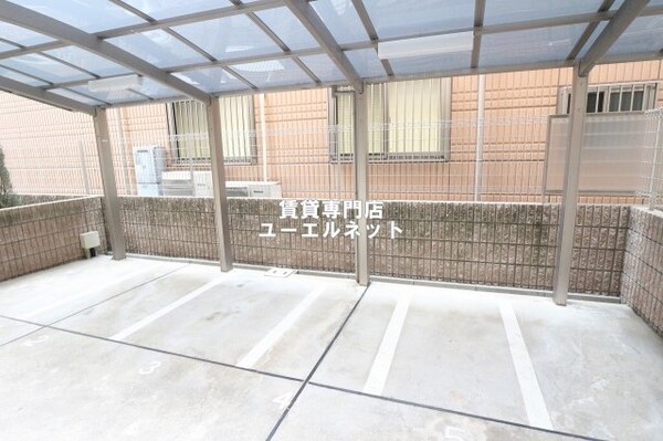 建物設備(駐輪場)