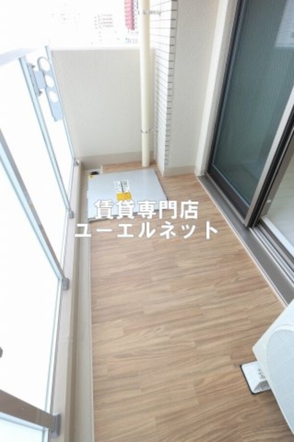 バルコニー(バルコニー付きで採光＆風通し良好！)