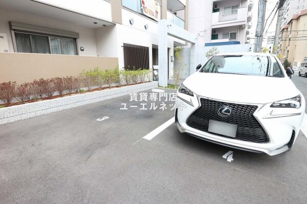 建物設備(敷地内駐車場)