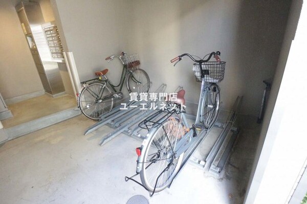 建物設備(駐輪場)