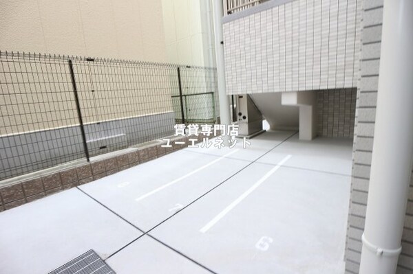 建物設備(バイク置き場)
