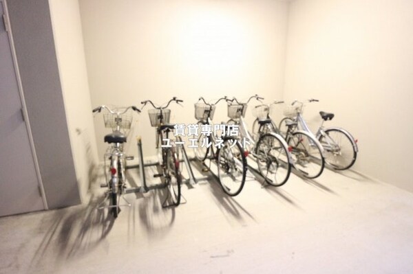 建物設備(自転車通勤にも便利な駐輪場付き♪)