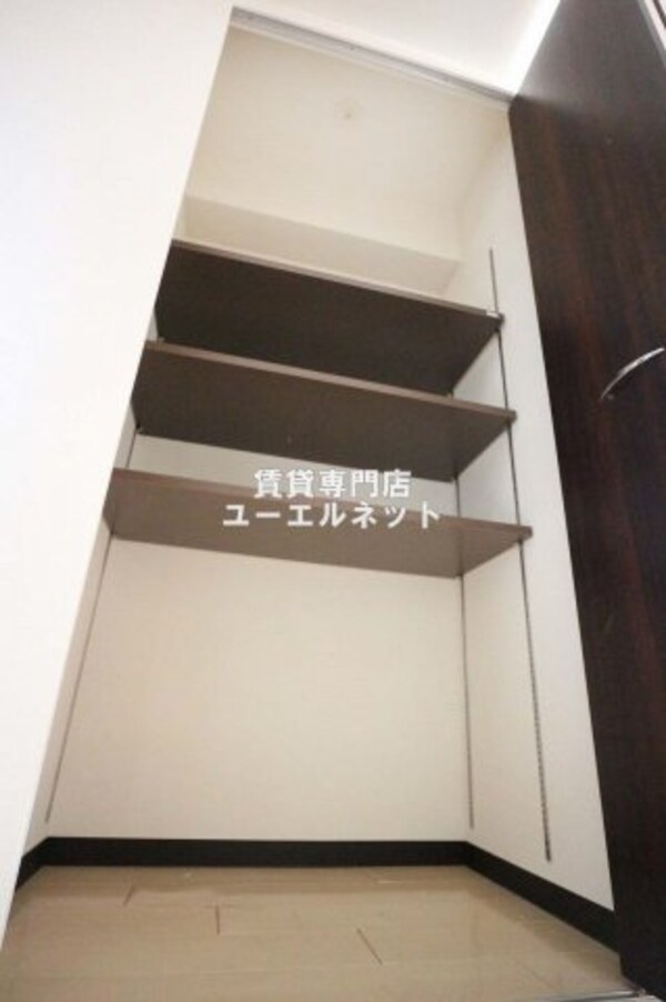 内装他(収納)