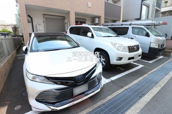 駐車場(敷地内駐車場で安心)