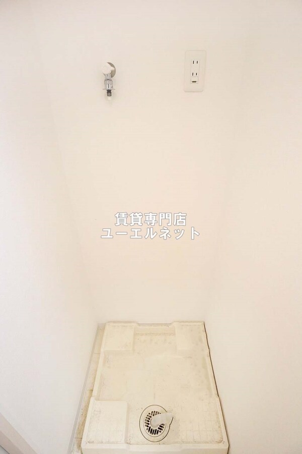 建物設備(洗濯機置き場)