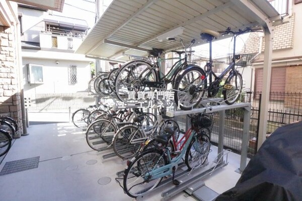 建物設備(駐輪場)