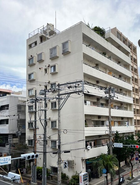 マンション糸数外観写真
