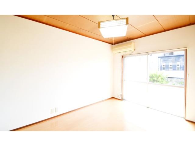 第1鈴江マンション（2DK）