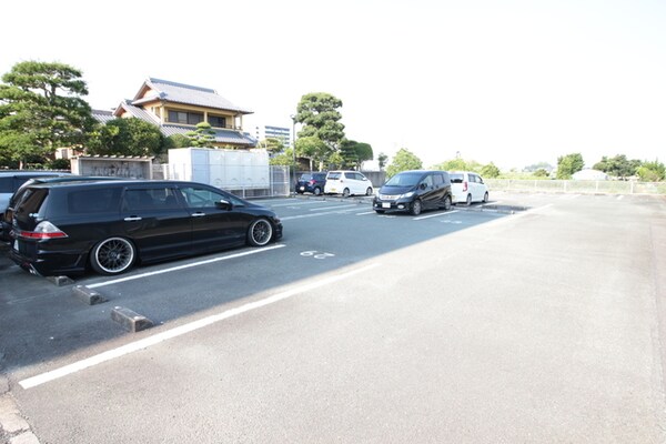 駐車場(駐車場)