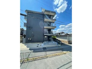 グリシーヌ桃山南（旧マンション千歳）外観写真