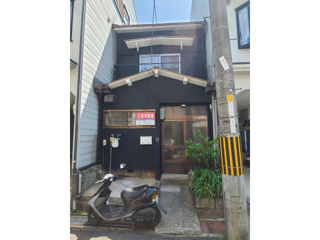 小倉町南堀池貸家