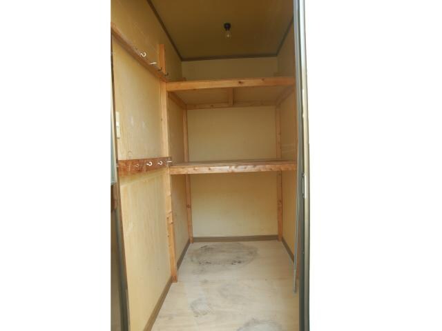 物件内観写真11　(倉庫)