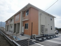 予讃線・内子線 上宇和駅 2階建 築13年の外観写真