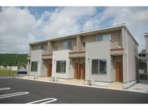 予讃線・内子線 上宇和駅 2階建 築5年の外観写真