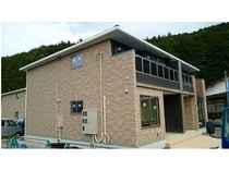 予讃線・内子線 上宇和駅 2階建 築5年の外観写真