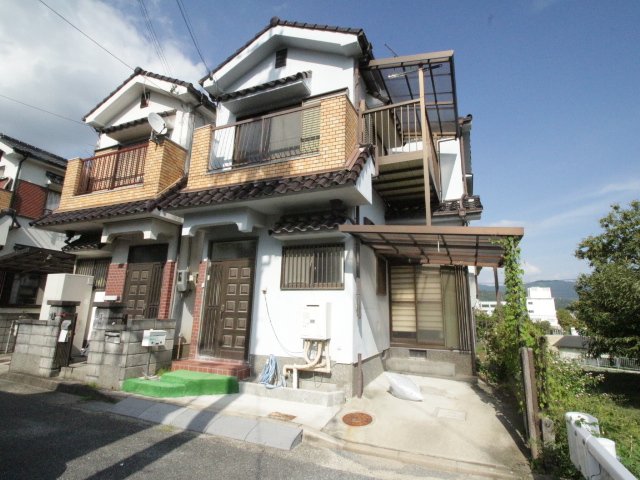 多田院1丁目8-1テラスハウス