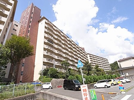グリーンハイツ向陽2号棟外観写真