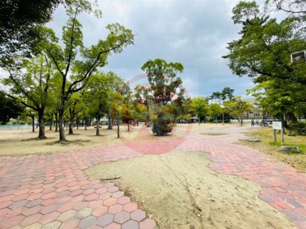 周辺環境(晴明丘中央公園 675m)
