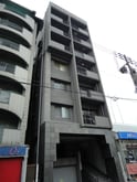 ＭＡＩＳＯＮ　ＤＥ　ＡＤＯＮ