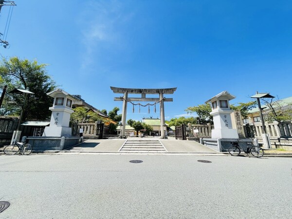 周辺環境(生國魂神社 976m)