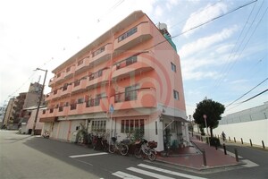 双輪建物第八コーポ外観写真