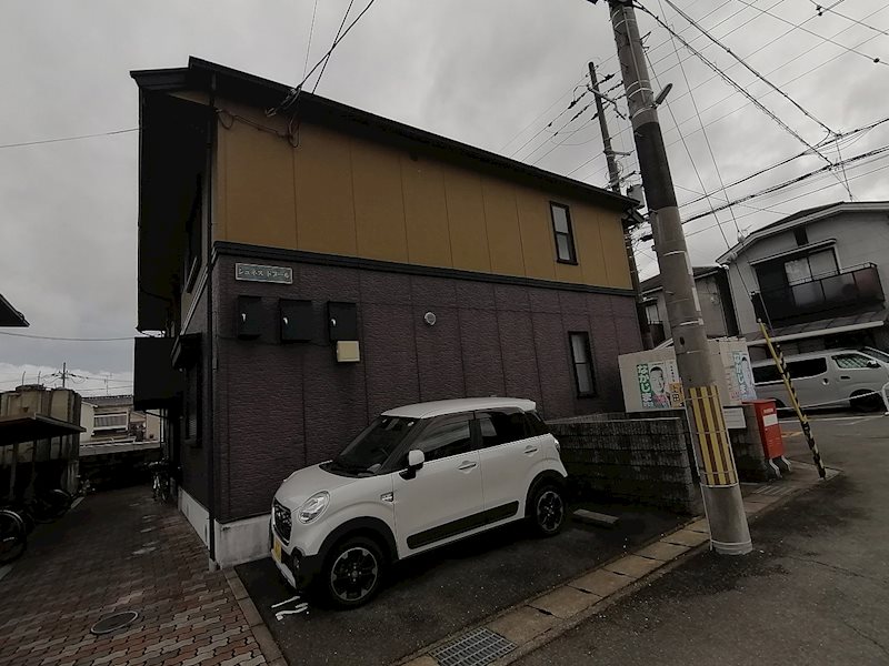 ジュネス・ドヌール