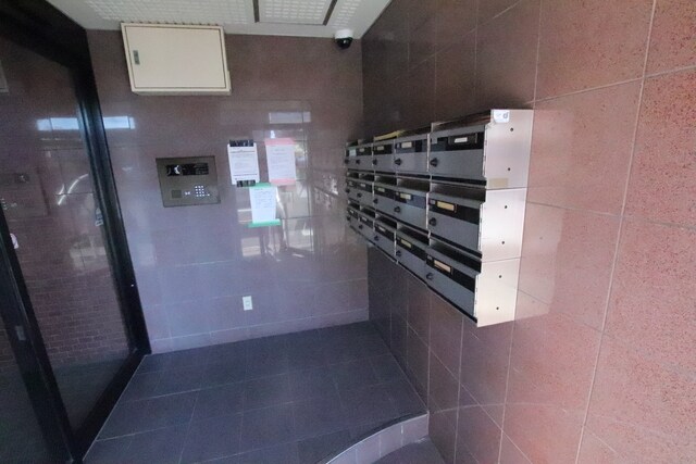 物件外観写真7　(★オートロック付き★)