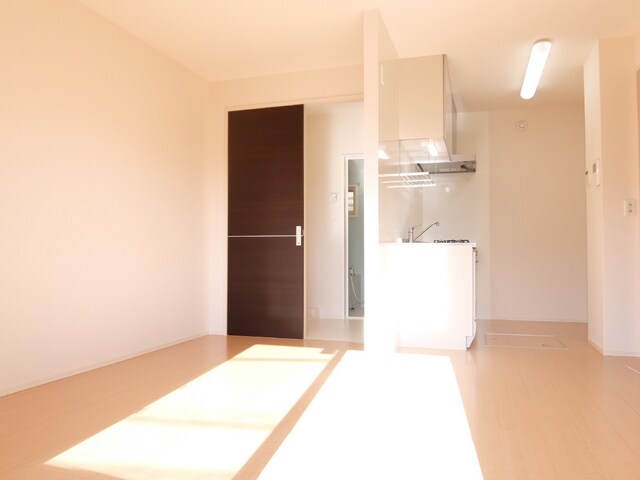 物件内観写真8　(ＬＤＫ１０帖)