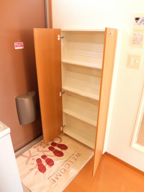 物件内観写真15　(※別室参考写真)