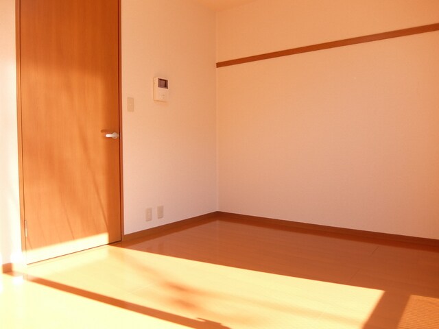 物件内観写真21　(※別室参考写真)