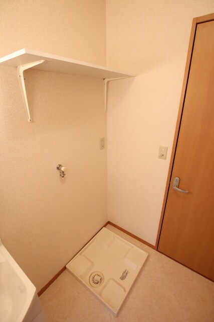 物件内観写真20　(洗濯機置き場)