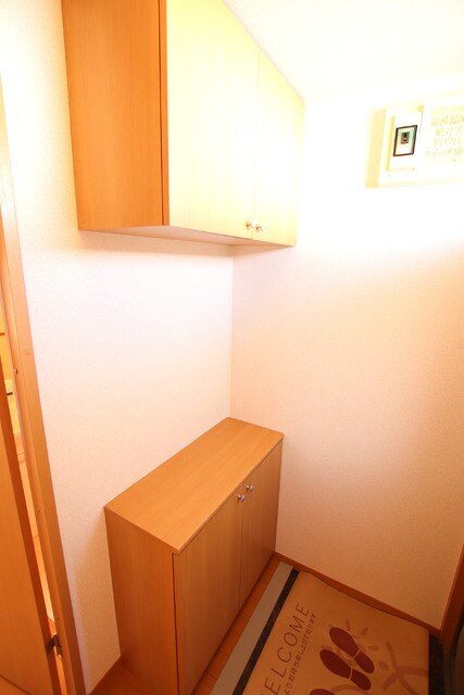 物件内観写真24　(玄関シューズBOX)