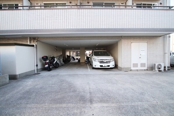 駐車場(駐車場(空き要確認))