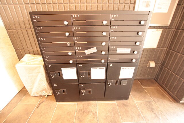 物件外観写真4　(★メールBOX　宅配BOX★)