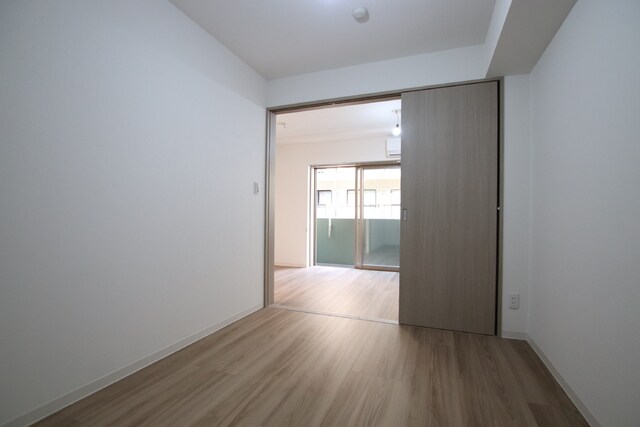 物件内観写真10　(※照明は設備ではありません。)