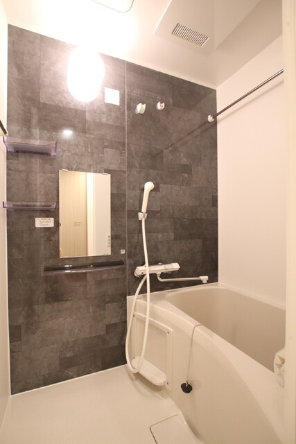 物件内観写真11　(バスルーム)