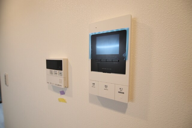 物件内観写真16　(ＴＶモニター付きインターホン)