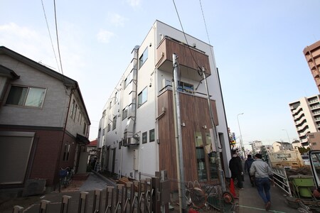 ホームズ川崎外観写真