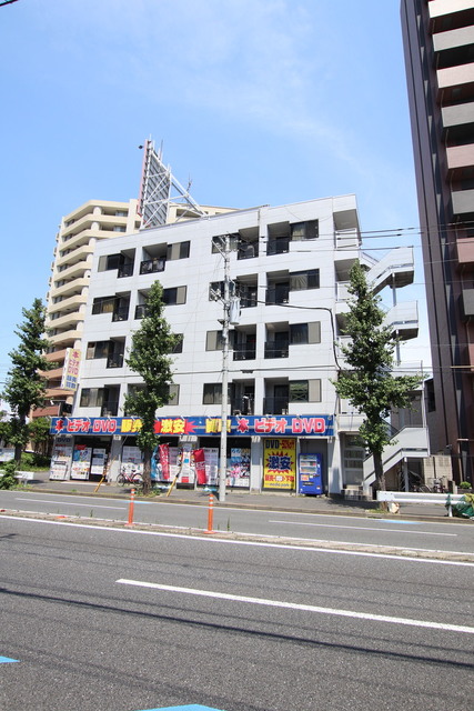 プラーズ下平間