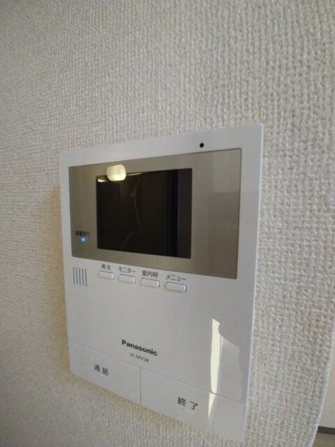 物件内観写真17　(モニター付きのインターホンです)