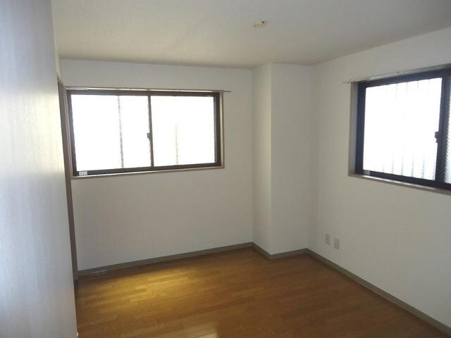 物件内観写真8　(同仕様タイプ)