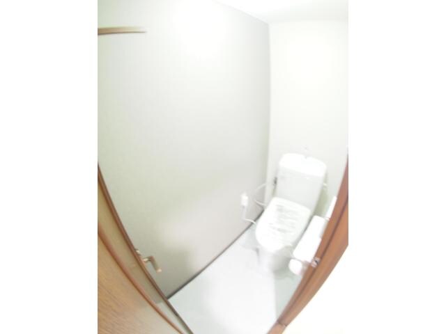 物件内観写真14　(ウォシュレットトイレ新品)