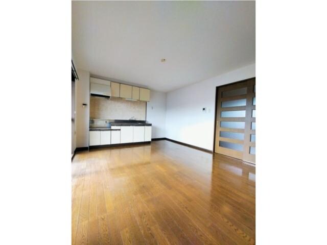 物件内観写真3　(同仕様タイプ)