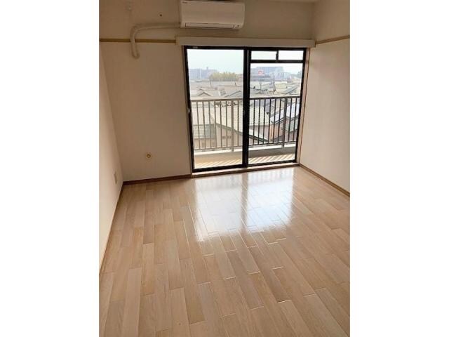 物件内観写真3　(同仕様タイプ)