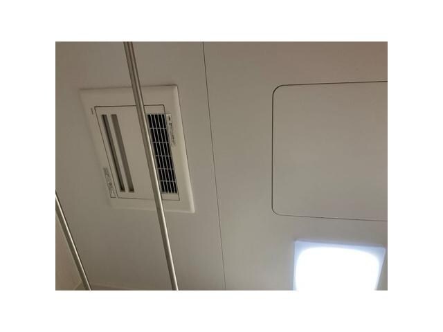 物件内観写真20　(浴室乾燥機)